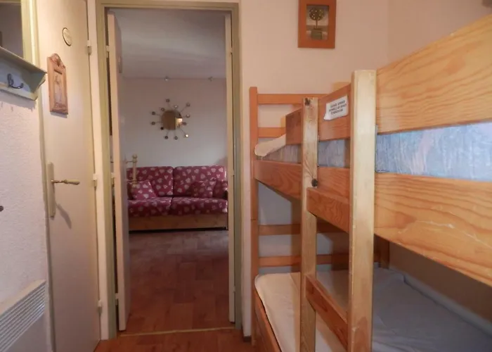 Pluton B63 Apartment